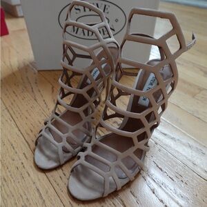 Steve Madden Beige Cut-Out Heels